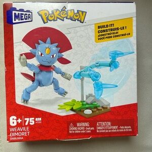 Pokemon Mega Weavile Building Set - Blue and Red
